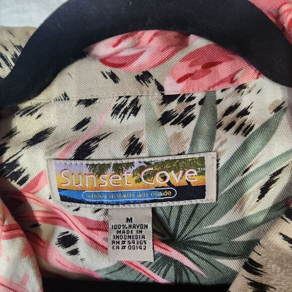 Vintage Sunset Cove tropical Hawaiian shirt - Picture 3 of 3